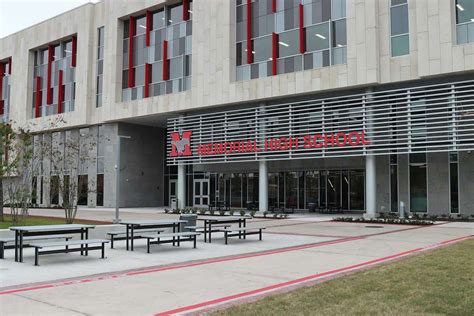 Grand opening ribbon-cutting ceremony held for new Memorial High School ...