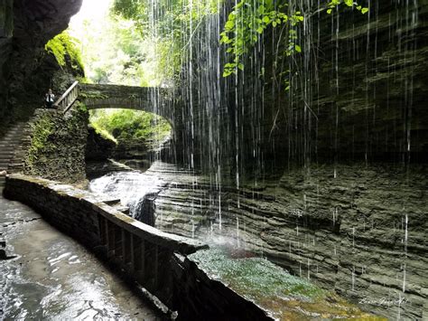 Waterfall Wednesday: Rainbow Falls – LauraJaenArt