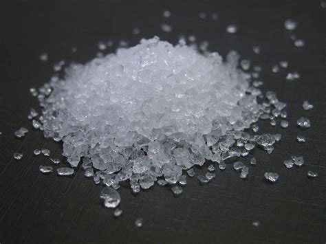 Silica gel | Desiccant, Moisture Absorber, Adsorbent | Britannica