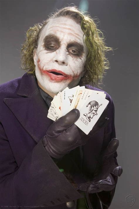 grandes photos promo de Heath Ledger comme le joker | Tales from the ...