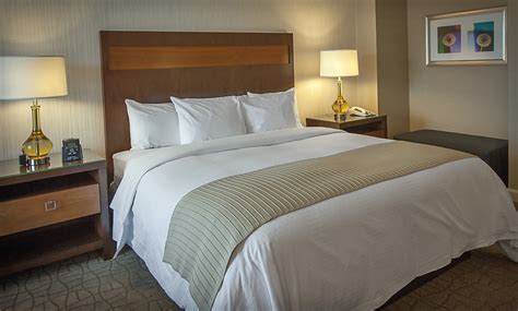 Doubletree by Hilton Hotel Pittsburgh – Green Tree in - Pittsburgh, PA ...