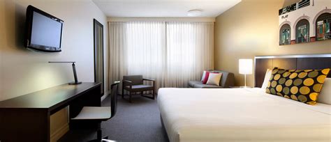 Travelodge Perth Hotel - Perth Hotel and Convention Venues