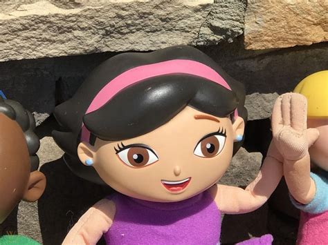 Little Einsteins Annie Plush