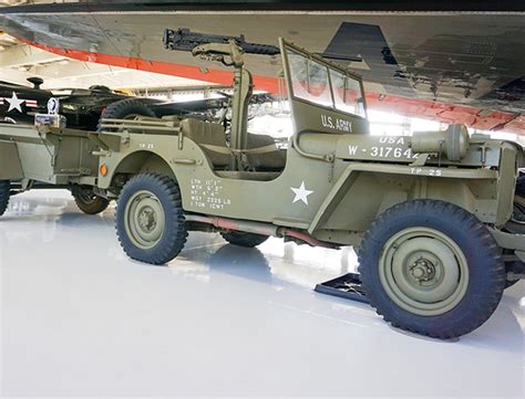 1942 FORD GPW MILITARY JEEP - Lyon Air Museum