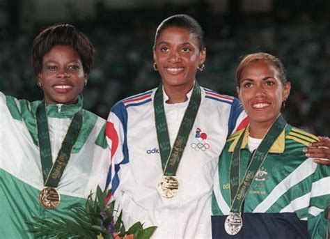 Cathy Freeman won her first Olympic medal. | Olympic medals, Freeman ...