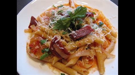 Easy Italian Recipes - Salami Pasta - YouTube