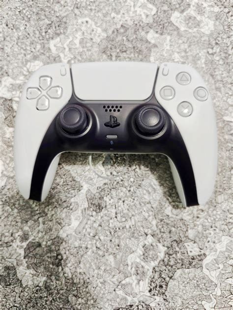 PS5 Dualsense White Controller, Video Gaming, Gaming Accessories ...