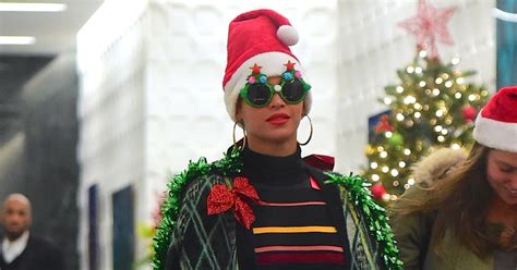 Beyoncé Just Dressed Up As A Christmas Tree, And It Was Magical