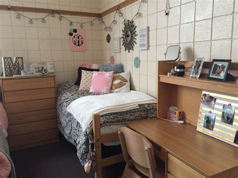 University of Pittsburgh Dorm Room | Cool dorm rooms, Dorm room, Dorm