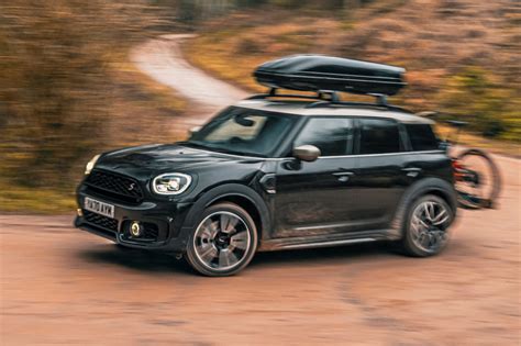 Mini Countryman Plug-in Hybrid (2022) Review: Plug And Play CAR ...