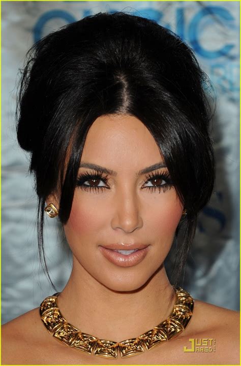 Kim Kardashian Biography - Pictures And Biography