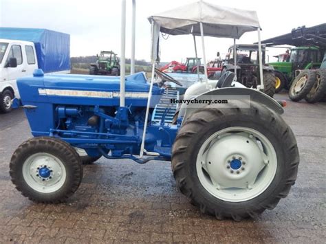 1974 Ford 3000 tractor specs