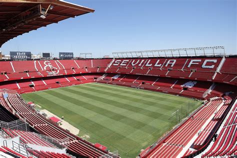 Sevilla FC use Latest Dynamic LED Lighting