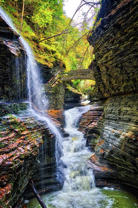 Rainbow Falls and Bridge at Watkins Glen State Park - Finger Lakes, New ...