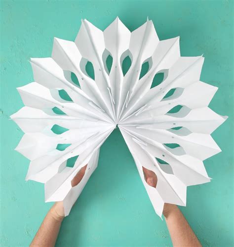 Easy Crafts To Make With Paper