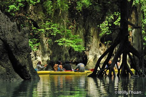 Phang Nga Bay Kayaking - John Gray Seacanoe - Phuket 101