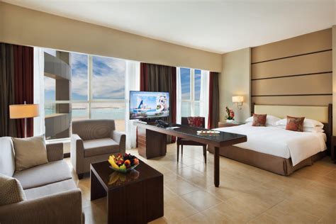 Khalidiya Palace Rayhaan by Rotana, Abu Dhabi - Booking Deals, Photos ...