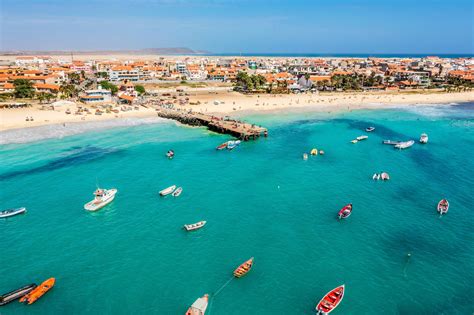 Cabo Verde en calma: bienvenidos a Santa María | Traveler