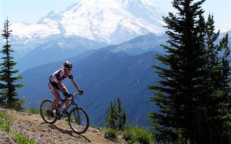 Mountain Biking — Crystal Mountain Hotels