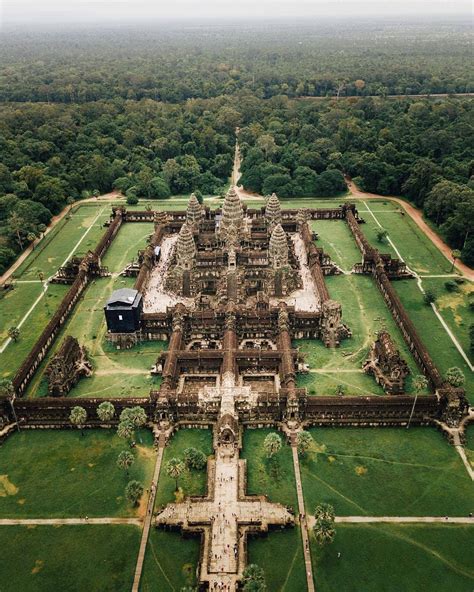 Angkor Wat temple from above on an... - UNILAD Adventure