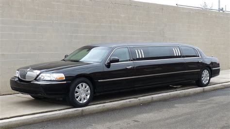 2003 Lincoln Town Car Limousine Limousine Car, Lincoln Town Car, Sedan ...