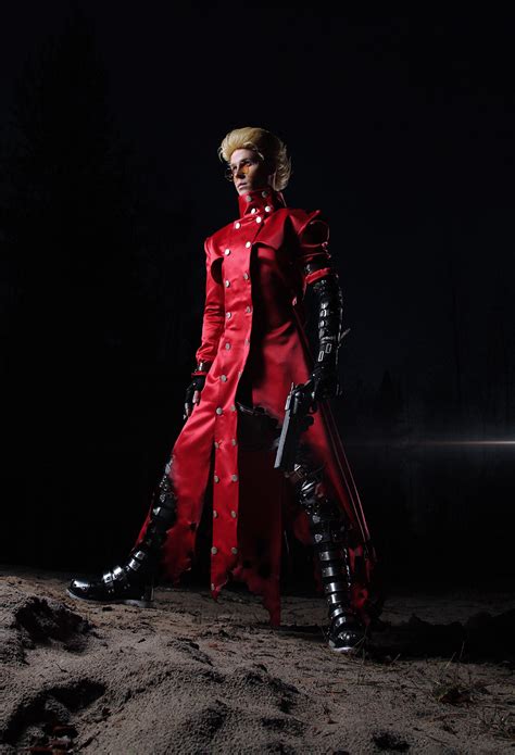 Vash The Stampede Cosplay by Elffi on DeviantArt