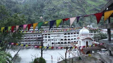 Search on for ‘tourists’ who attacked locals with stones at Manikaran ...