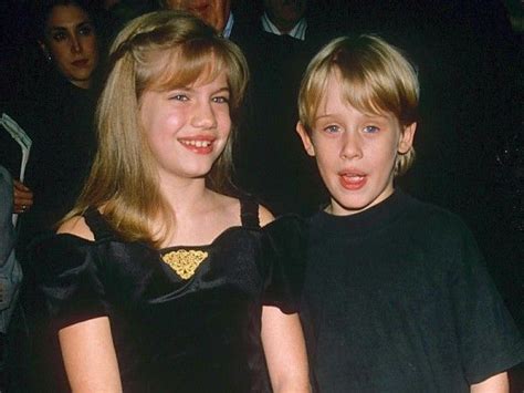 anna chlumsky and Macaulay Culkin | My girl, Macaulay culkin, Girl