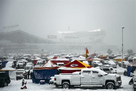 Twitter reacts to brutal weather in Kansas City ahead of Chiefs ...