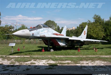 Mikoyan-Gurevich MiG-29A Sniper (9-12A) - Romania - Air Force ...