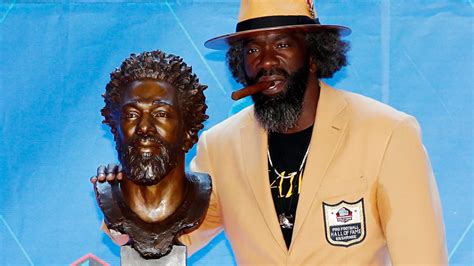 Ed Reed's Pro Football Hall Of Fame Bust Deserves Its Own Hall Of Fame