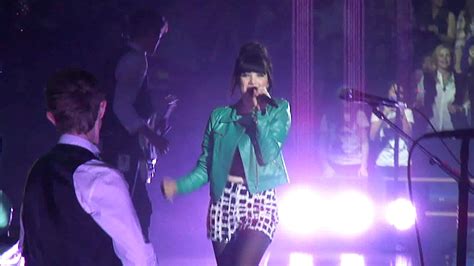 Carly Rae Jepsen -- Call Me Maybe (Live) -- Greensboro 1/19/2013 - YouTube