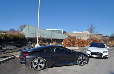 Quick Comparison: BMW i8 vs Tesla P85D - Autos.ca | Bmw i8, Tesla ...