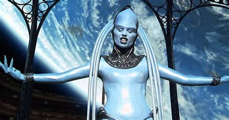 The Fifth Element Diva Song Was Literally Impossible to Sing Until Now ...