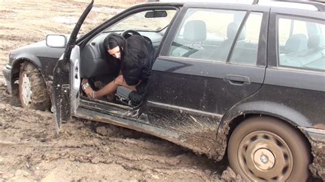 How to Drive Through Mud with Your SUV - Ejournalz