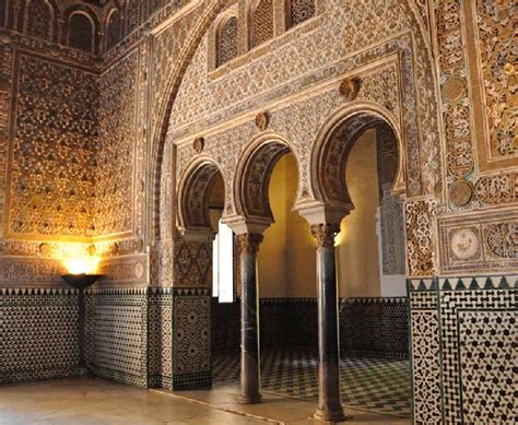 Guided tour with tickets to the Alcazar of Seville