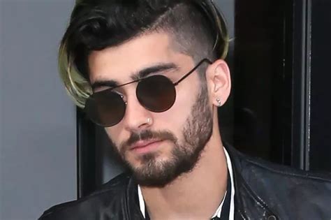 Zayn Malik goes COMPLETELY bald in most shocking transformation yet ...