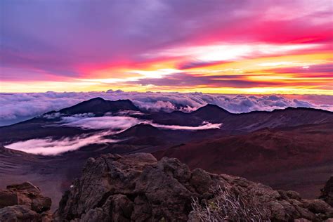 See Mauiʻs Volcanoes | Haleakalā National Park | Hawaii Volcano Tours