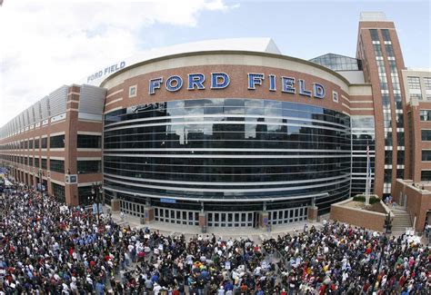 How to Visit the Detroit Lions Football Stadium