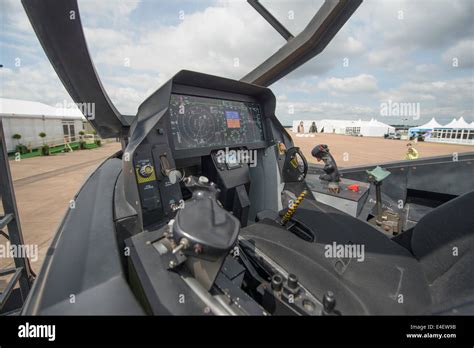 F 35 Raptor Cockpit