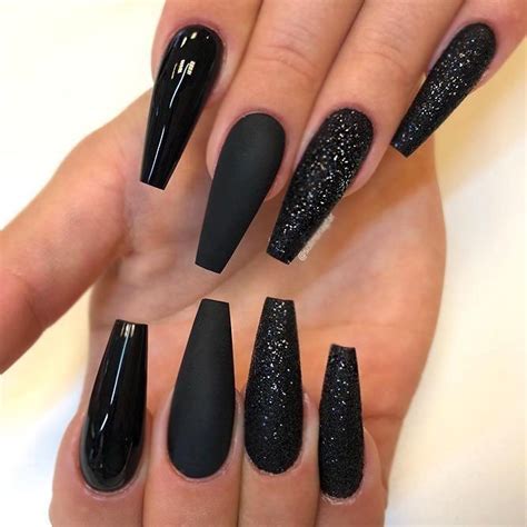 Pin by Olivia on Nails | Long black nails, Long nails, Black acrylic nails