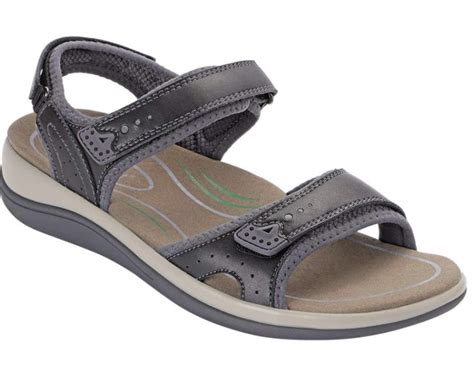 13 Trendy, Cushy Sandals That Help With Foot Pain | Us Weekly