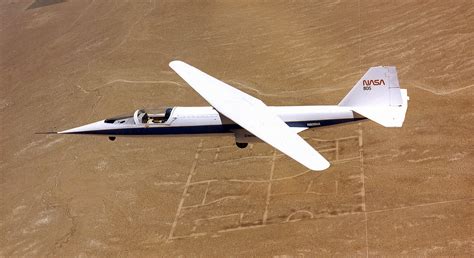 NASA AD-1 experimental oblique wing aircraft from 1979 : r/WeirdWings