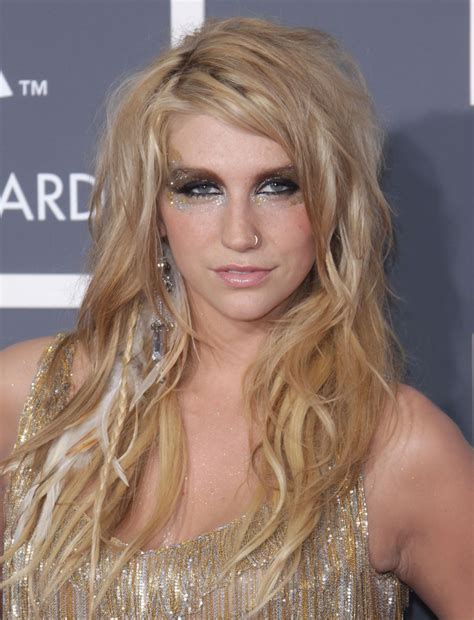 F Hairstyles: Kesha Hairstyles Pictures 2012