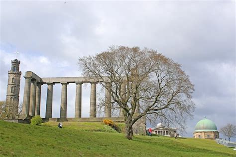 Calton Hill in Edinburgh - Explore one of Edinburgh's renowned hills ...