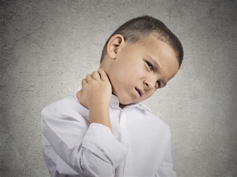 What to Do for Neck Pain in a Child When Looking Up - Injured Call Today