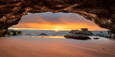 Caves Beach by Trevor Tutt / 500px | Nature photographs, Seascape, Beach