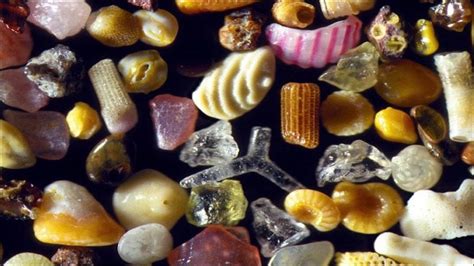 What sand looks like under a microscope : pics