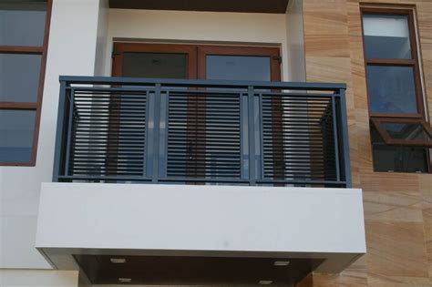 25+ Modern Balcony Railing Design Ideas With Photos