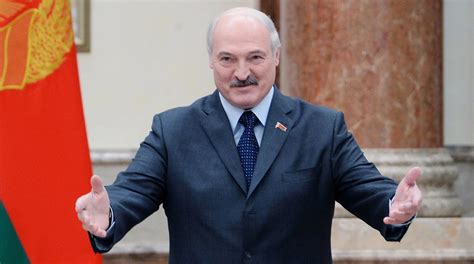 Thousands protest on Lukashenko's birthday, demand resignation